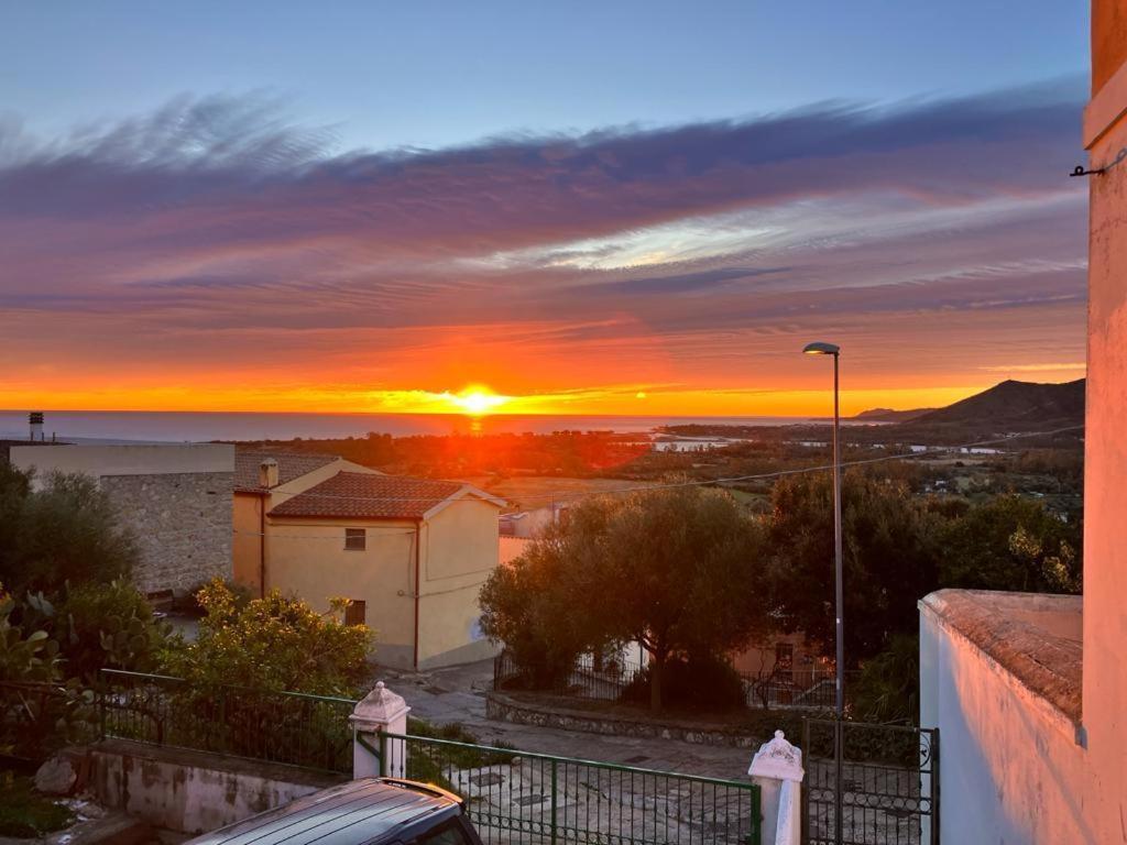 Domus Deledda Posada (Sardinia) Exteriör bild